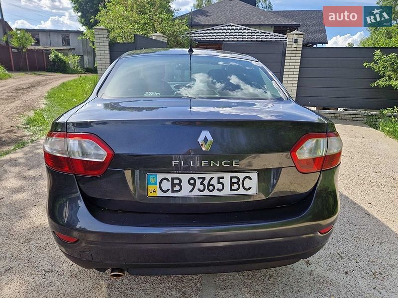 Седан Renault Fluence 2011 в Чернигове