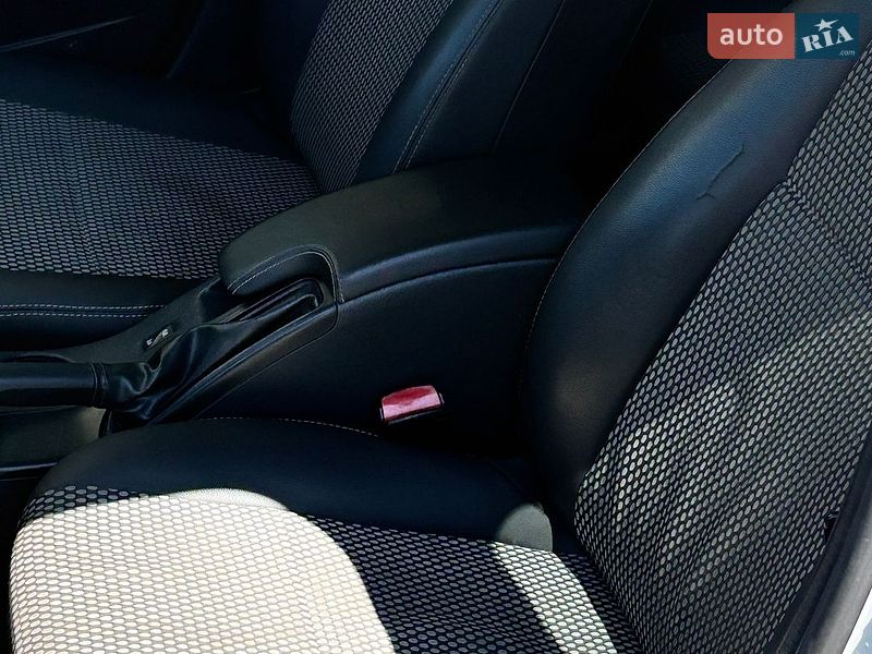 Седан Renault Fluence 2012 в Харькове