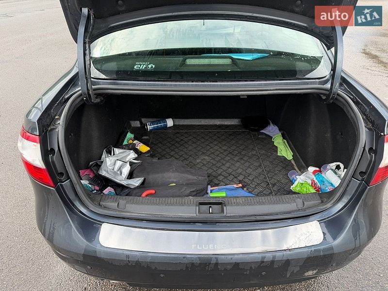 Седан Renault Fluence 2011 в Днепре