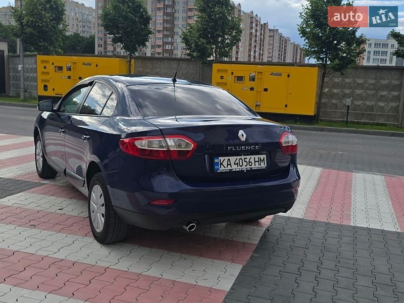 Седан Renault Fluence 2011 в Киеве