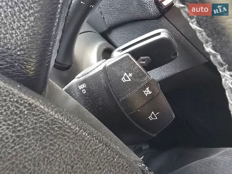 Седан Renault Fluence 2011 в Киеве