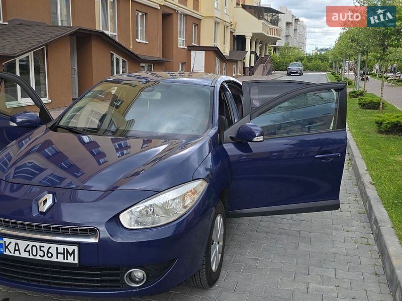 Седан Renault Fluence 2011 в Киеве