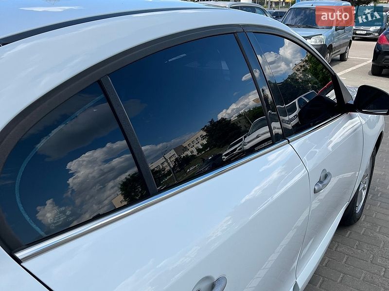 Седан Renault Fluence 2011 в Харкові