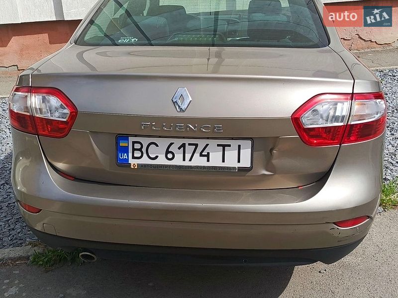 Седан Renault Fluence 2010 в Львове