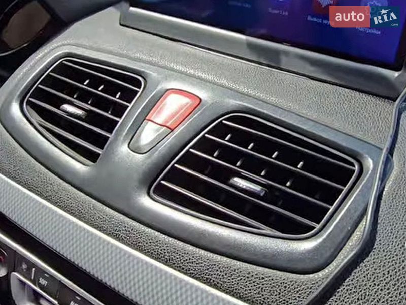 Седан Renault Fluence 2011 в Кривому Розі фото 11 Седан Renault Fluence 2011 в Кривому Розі