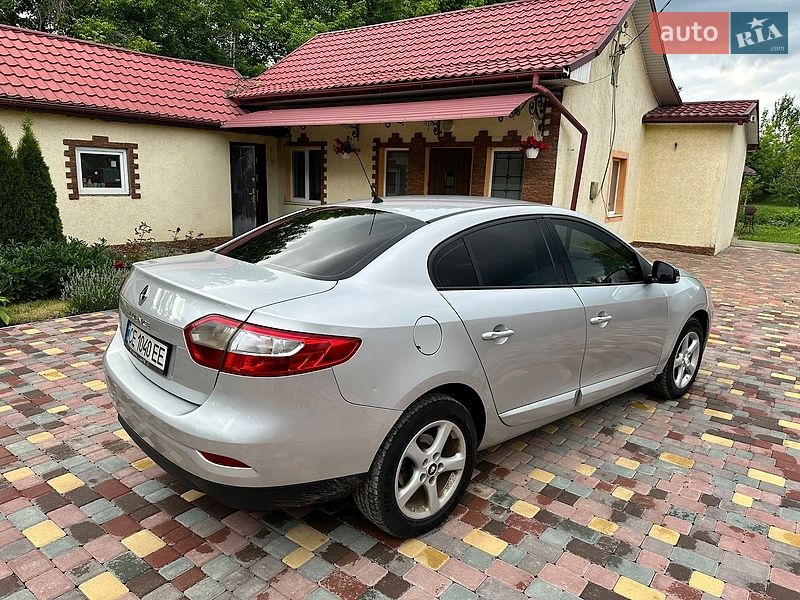 Седан Renault Fluence 2012 в Чернівцях фото 7 Седан Renault Fluence 2012 в Чернівцях