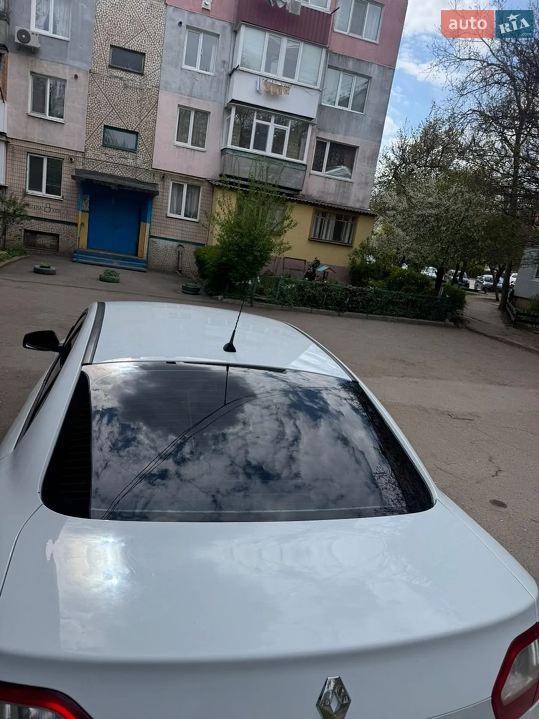 Renault Fluence 2010 VIN VF1LZBR0542597566 фото оголошення 9 з 17