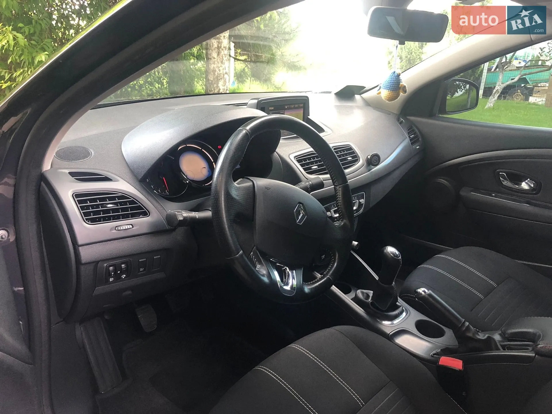 Renault Fluence 2016 VIN VF1LZLT0555877794 фото оголошення 18 з 36