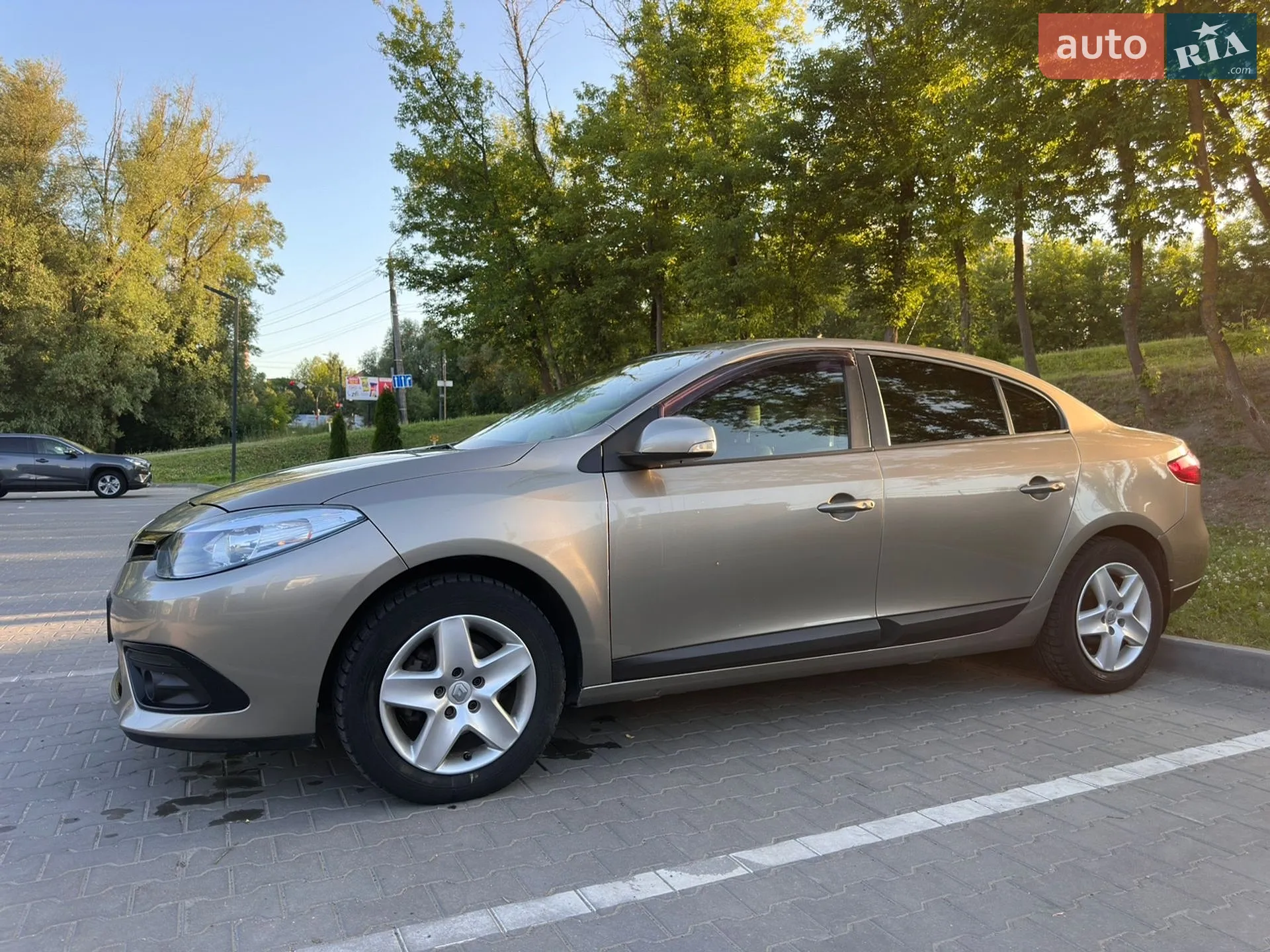 2015 Renault Fluence - мініатюра 17