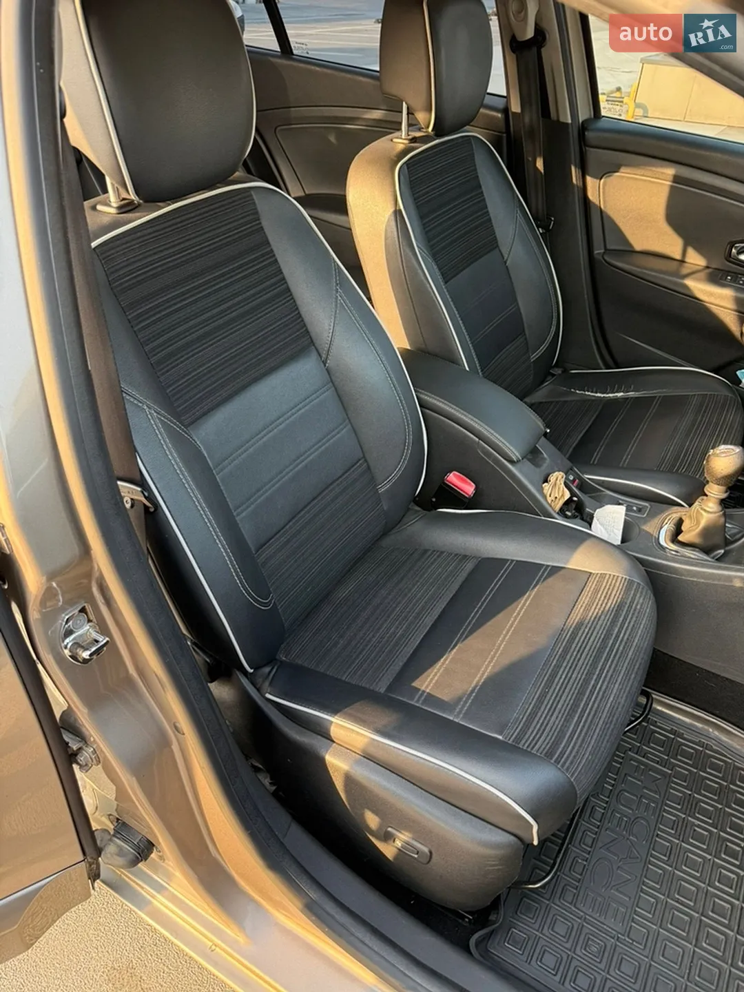 2015 Renault Fluence - мініатюра 23