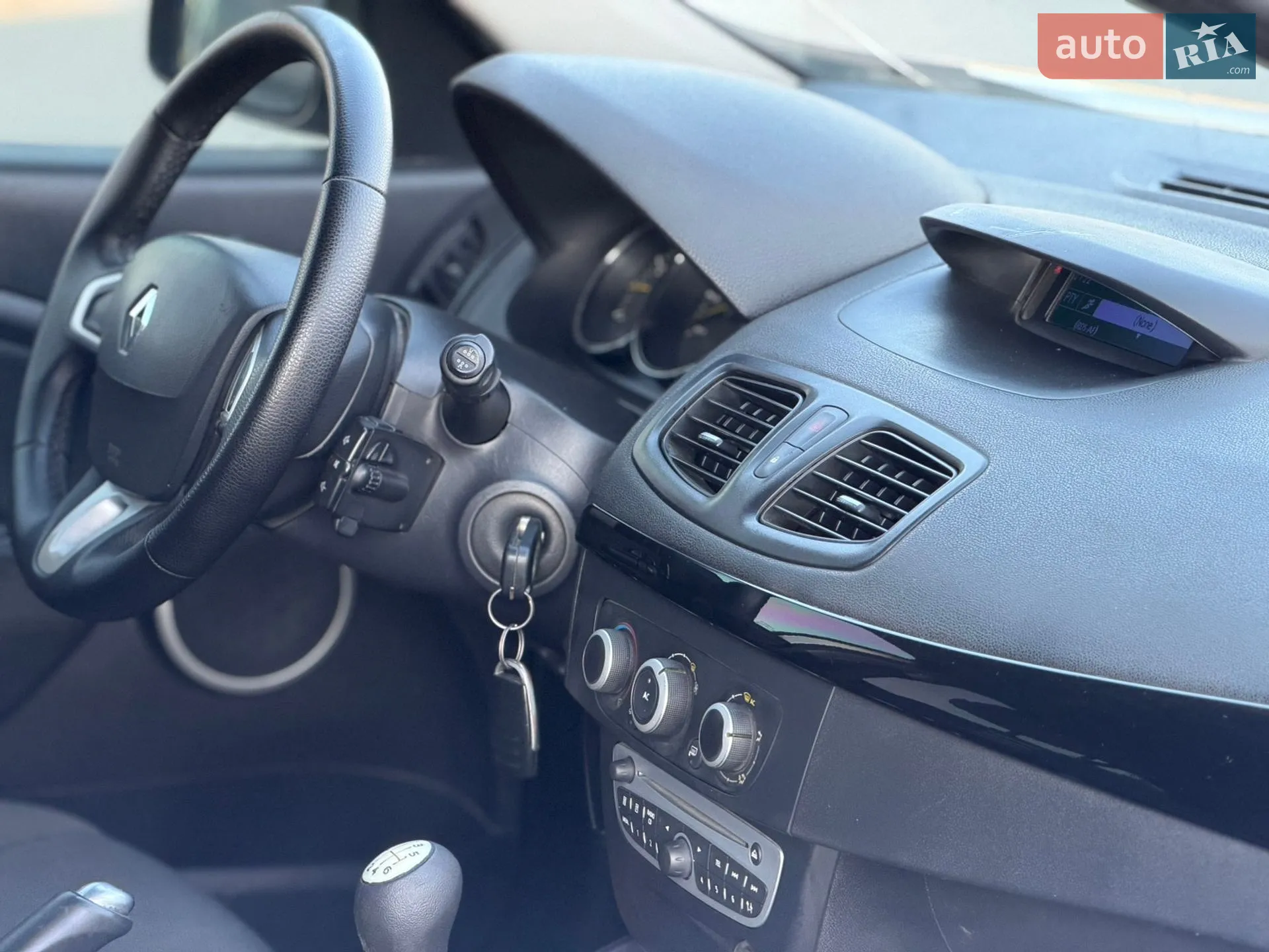 2012 Renault Fluence - мініатюра 38