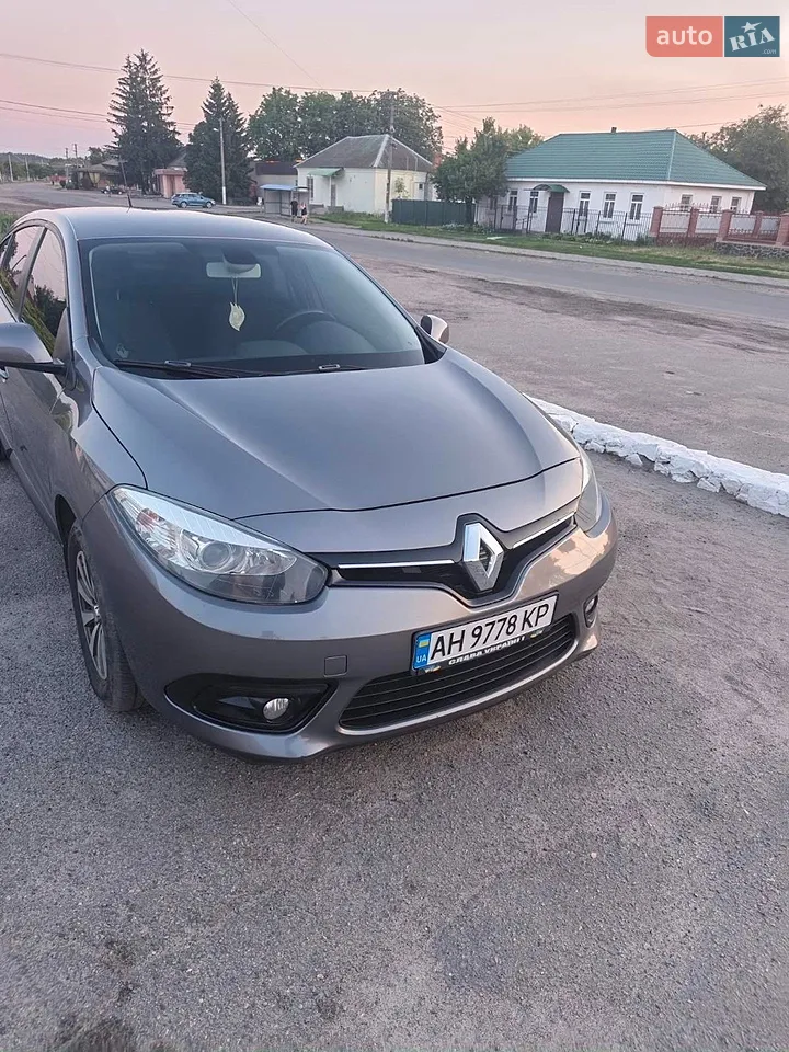 2011 Renault Fluence - мініатюра 17
