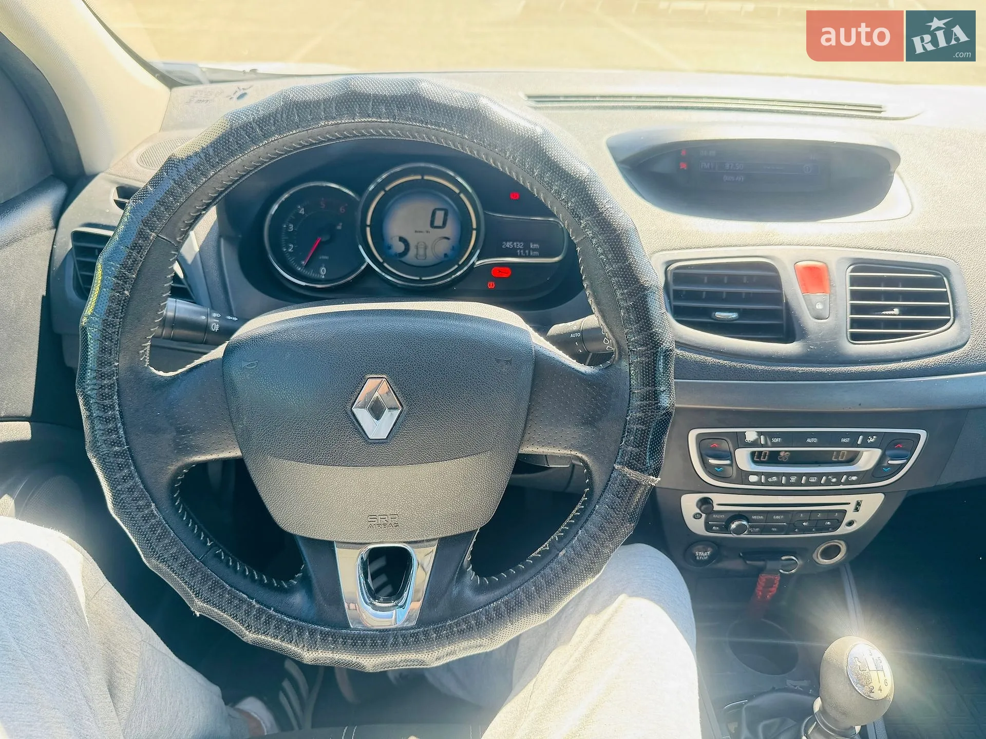 2016 Renault Fluence - мініатюра 10