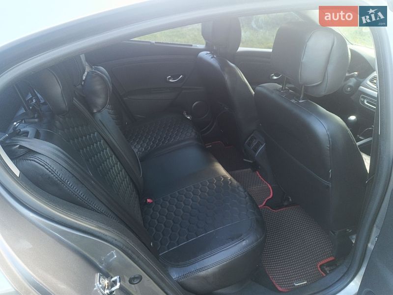 Седан Renault Fluence 2010 в Балаклее