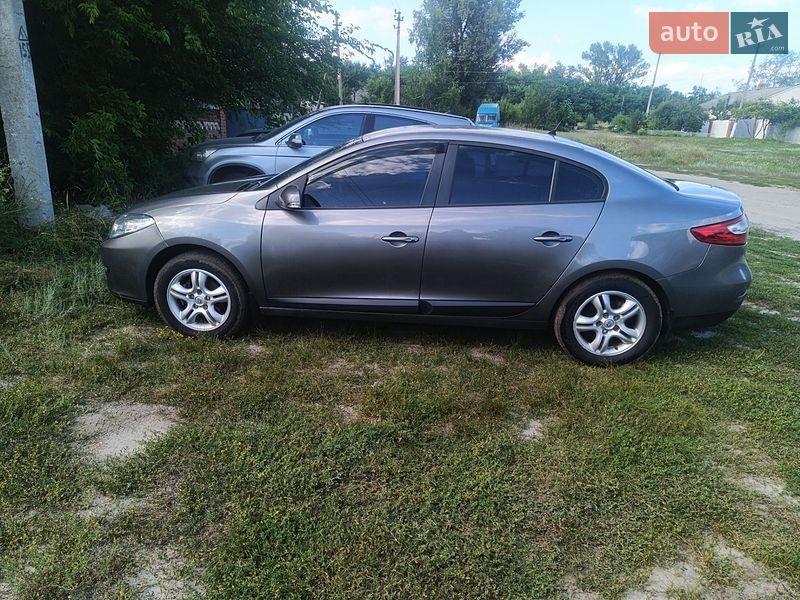 Седан Renault Fluence 2010 в Балаклее