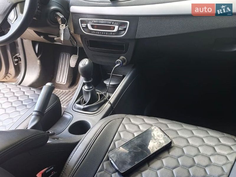 Седан Renault Fluence 2010 в Балаклее