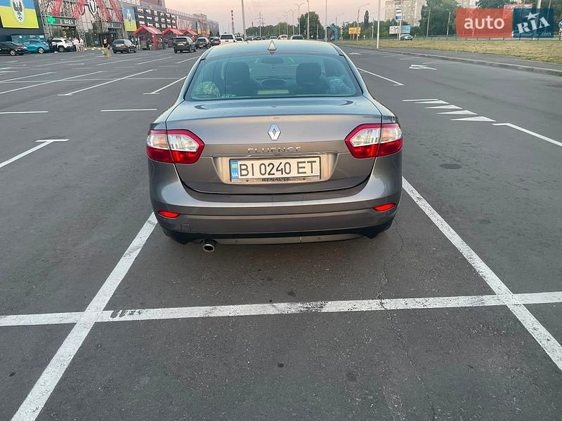 Седан Renault Fluence 2011 в Чернігові