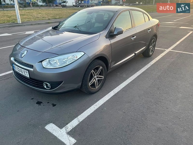 Седан Renault Fluence 2011 в Чернігові