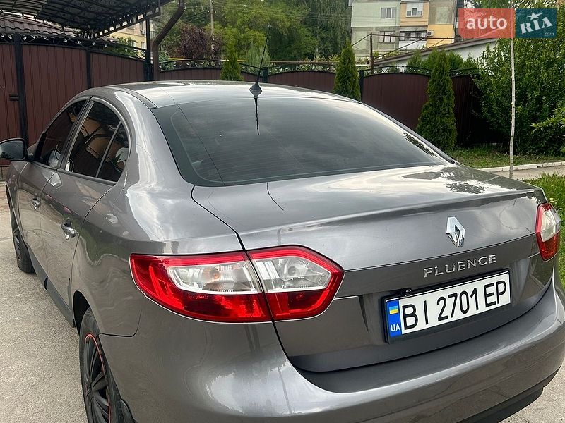 Седан Renault Fluence 2011 в Вольногорске