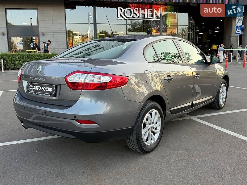 Седан Renault Fluence 2013 в Киеве