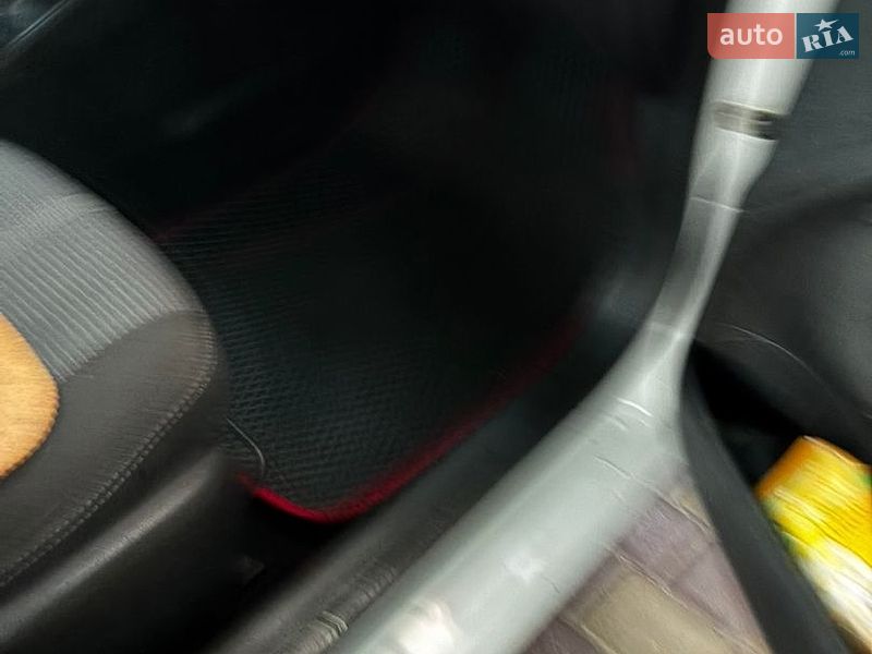 Седан Renault Fluence 2013 в Львові