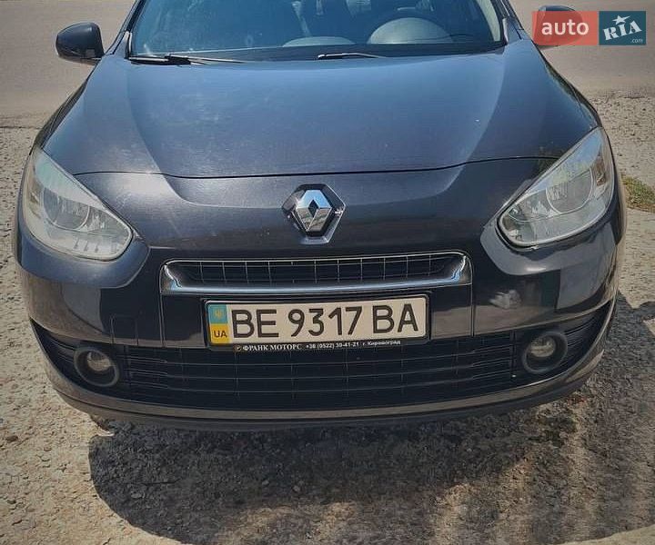 Седан Renault Fluence 2011 в Южноукраїнську