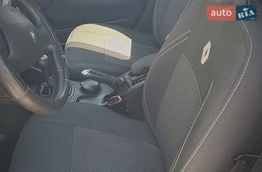 Седан Renault Fluence 2011 в Южноукраїнську