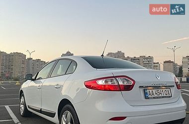 Седан Renault Fluence 2015 в Киеве