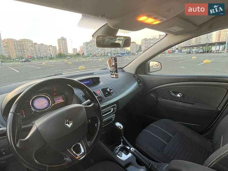 Седан Renault Fluence 2015 в Киеве