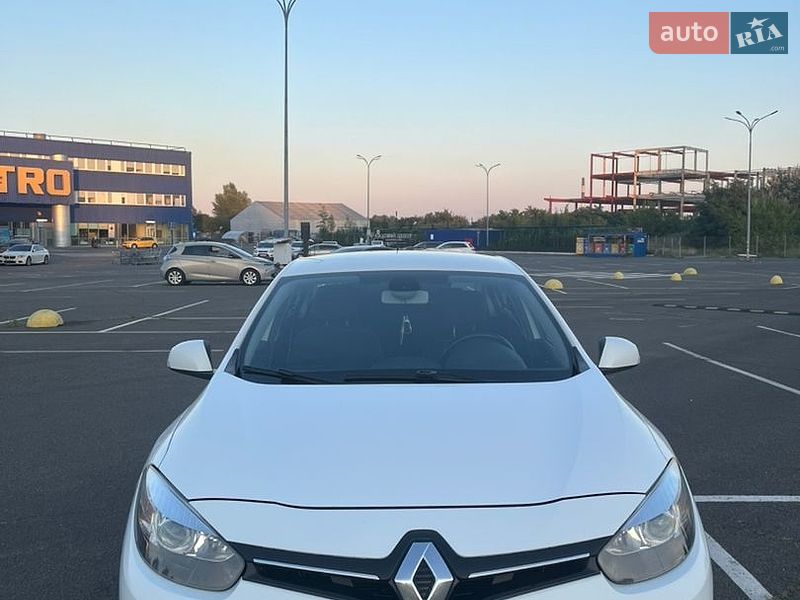 Седан Renault Fluence 2015 в Києві
