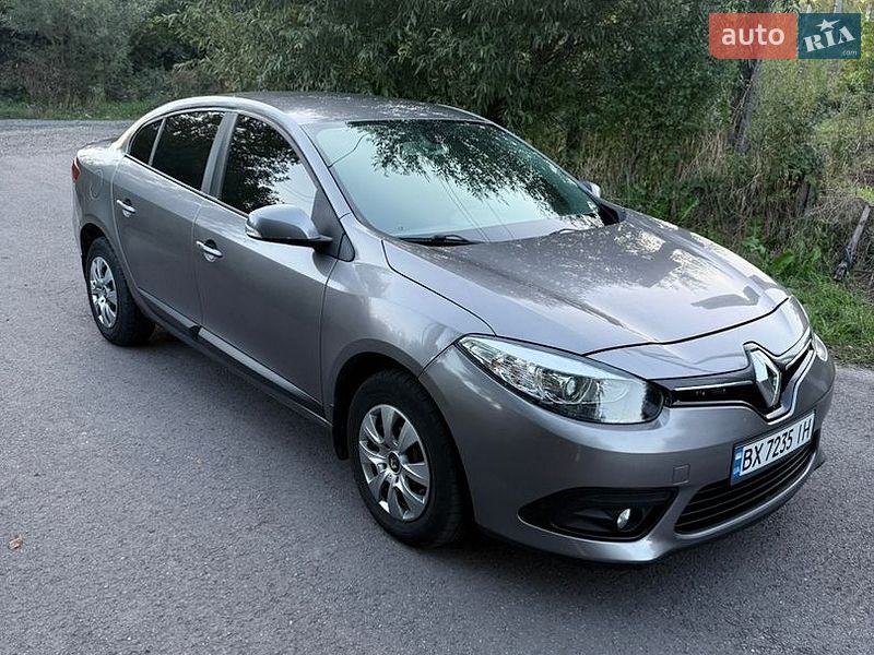 Седан Renault Fluence 2014 в Львові