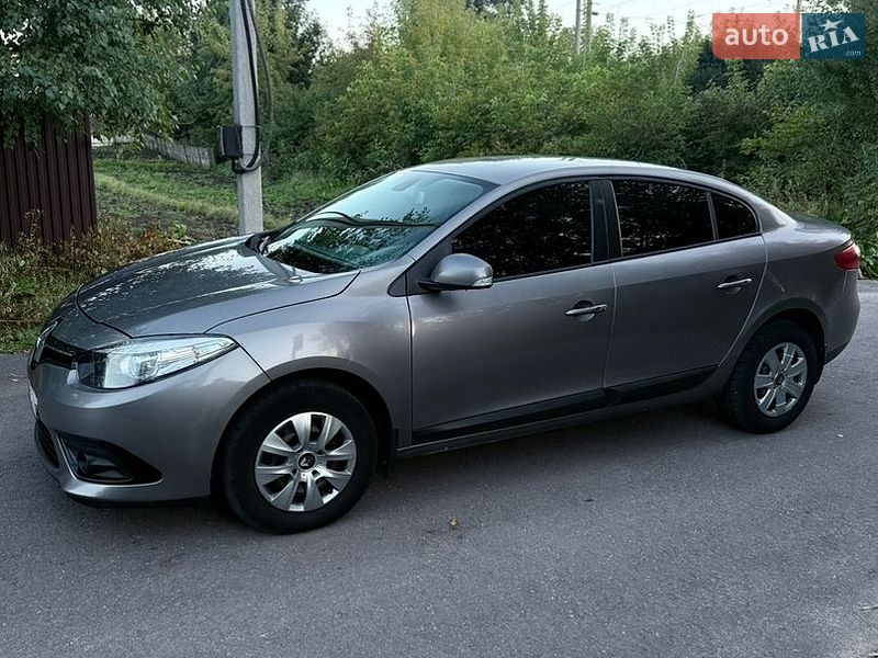 Седан Renault Fluence 2014 в Львові