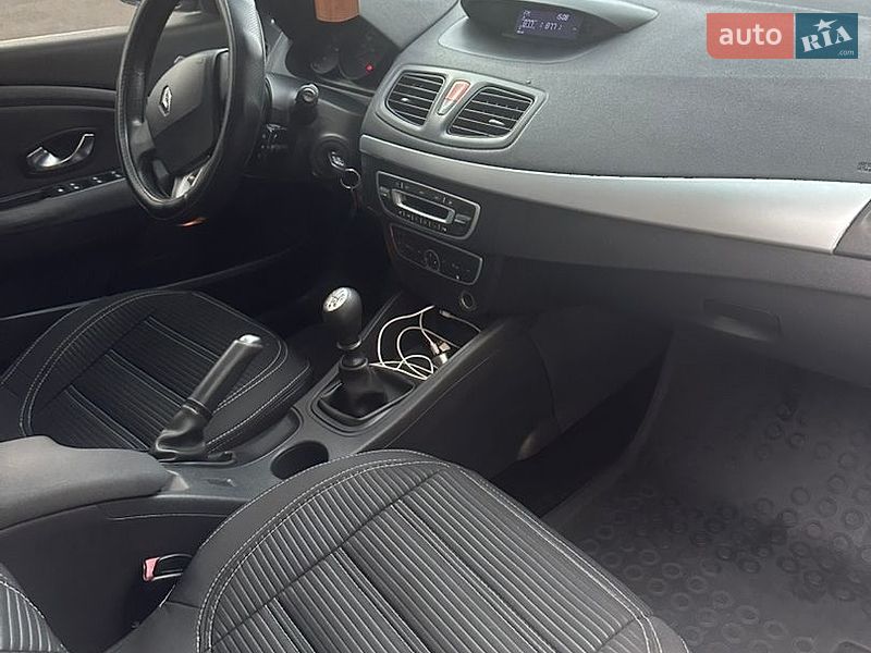 Седан Renault Fluence 2011 в Харькове