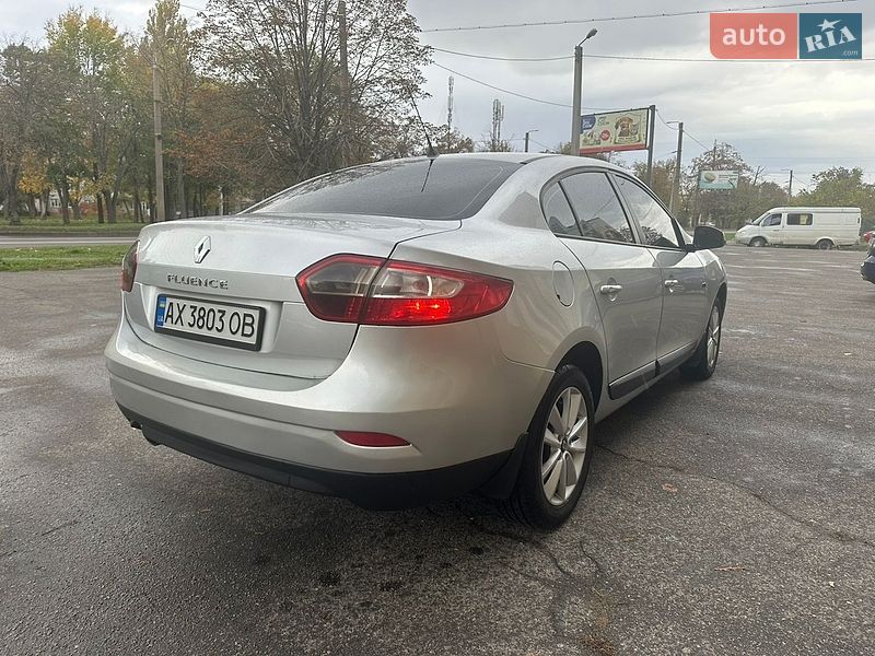 Седан Renault Fluence 2011 в Харькове