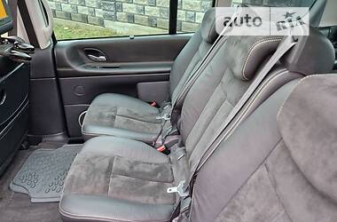 Минивэн Renault Grand Espace 2012 в 