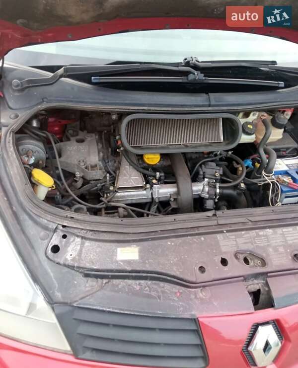 Мінівен Renault Grand Espace 2002 в Мостиській