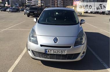 Renault Grand Scenic 2011