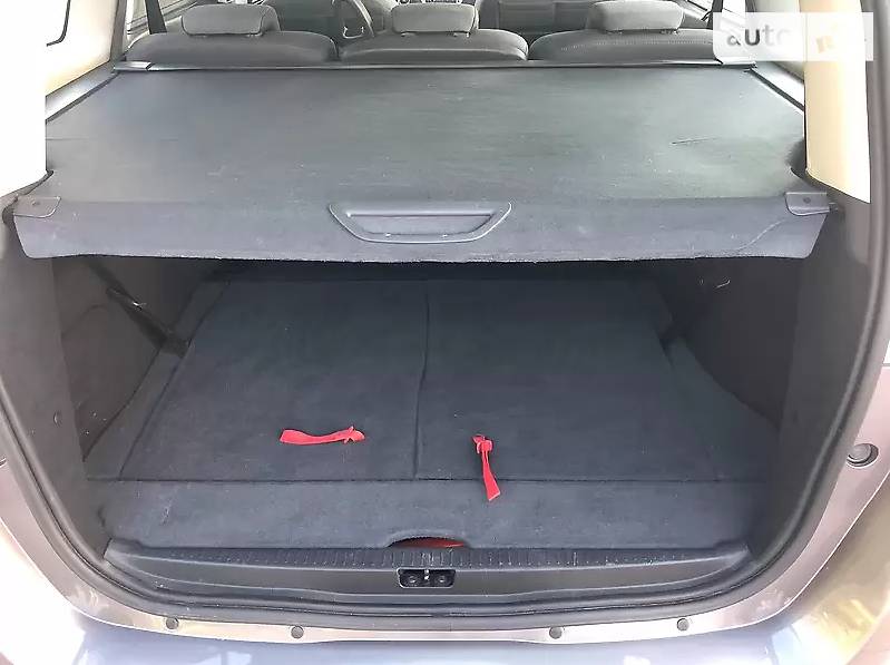 Мінівен Renault Grand Scenic 2013 в Чернівцях
