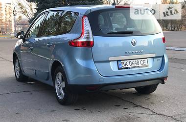 Універсал Renault Grand Scenic 2010 в Рівному