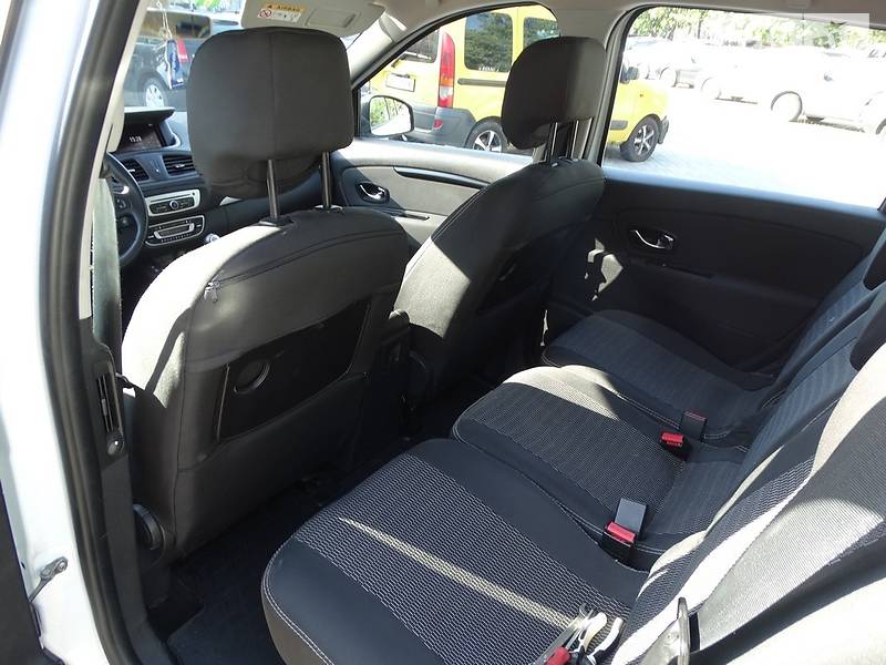 Універсал Renault Grand Scenic 2014 в Дніпрі