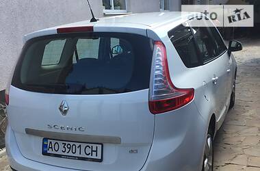 Минивэн Renault Grand Scenic 2015 в Хусте