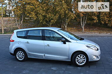 Renault Grand Scenic 2012