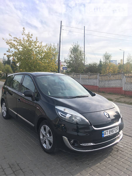Мінівен Renault Grand Scenic 2012 в 