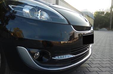 Мінівен Renault Grand Scenic 2014 в 