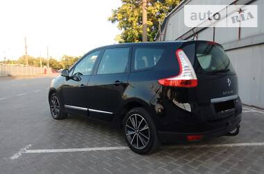 Мінівен Renault Grand Scenic 2014 в 