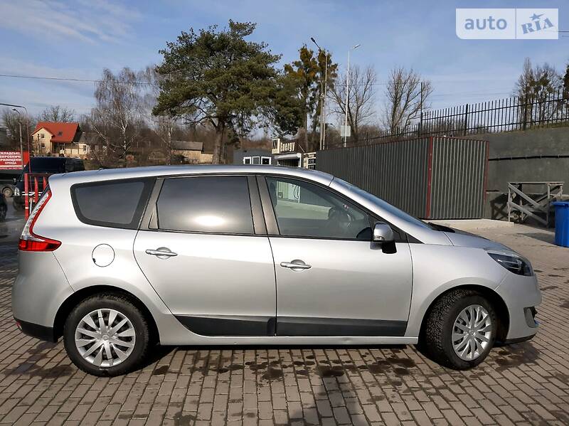 Минивэн Renault Grand Scenic 2012 в Ровно