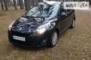 Renault Grand Scenic 2010 Renault Grand Scenic 2010