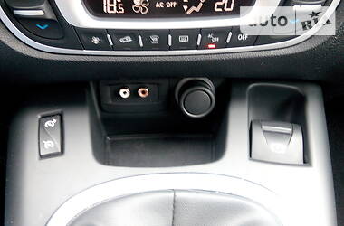 Універсал Renault Grand Scenic 2010 в 