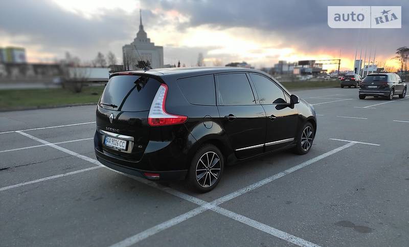 Мінівен Renault Grand Scenic 2012 в Києві