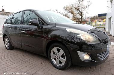 Мінівен Renault Grand Scenic 2010 в 